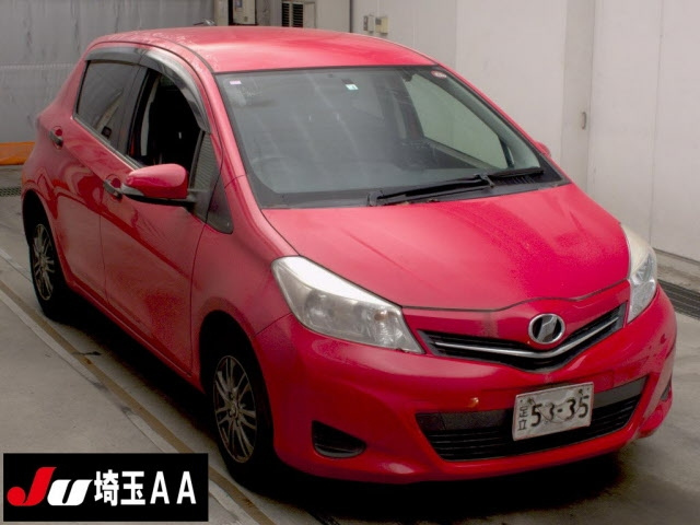 TOYOTA VITZ 2012
