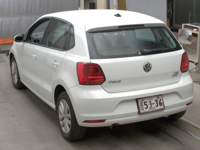 VOLKSWAGEN POLO 2017