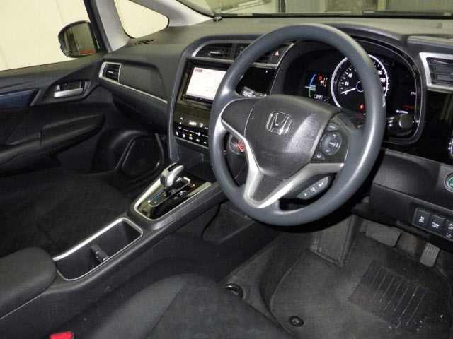 HONDA SHUTTLE 2018