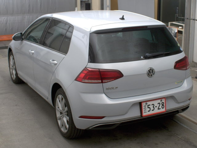 VOLKSWAGEN GOLF 2018