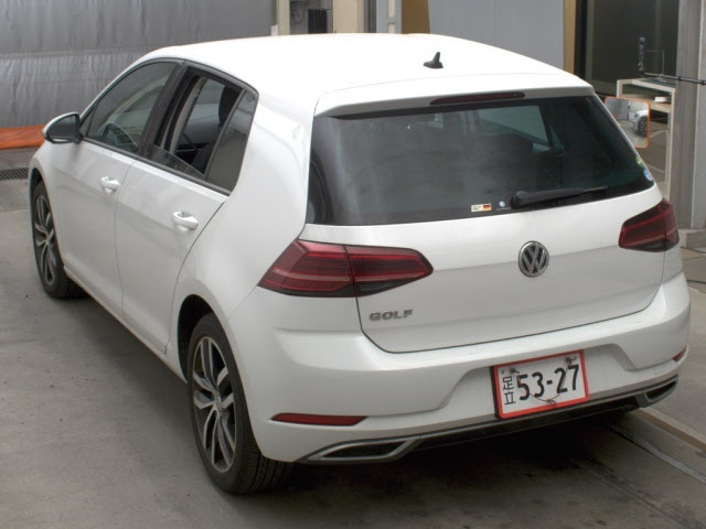 VOLKSWAGEN GOLF 2019