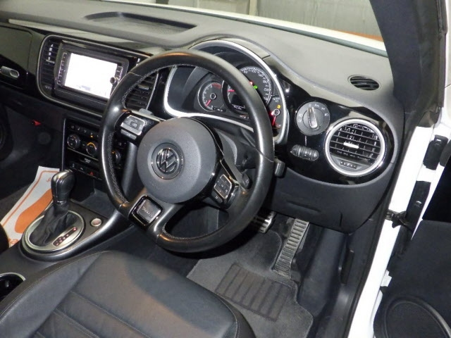 VOLKSWAGEN THE BEETLE 2019