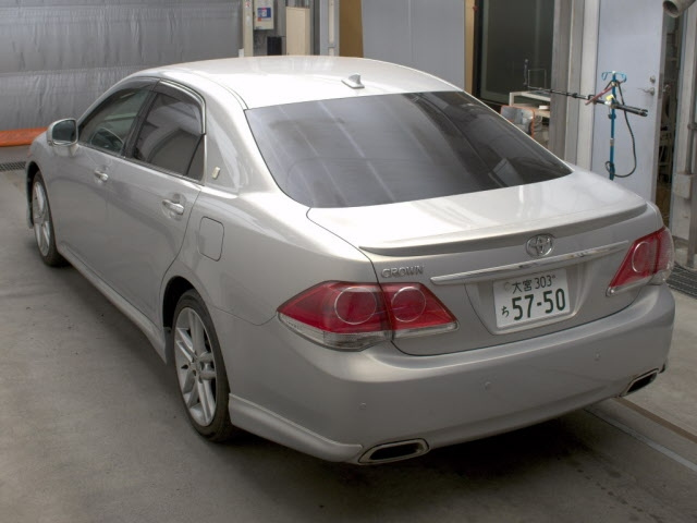 TOYOTA CROWN 2011