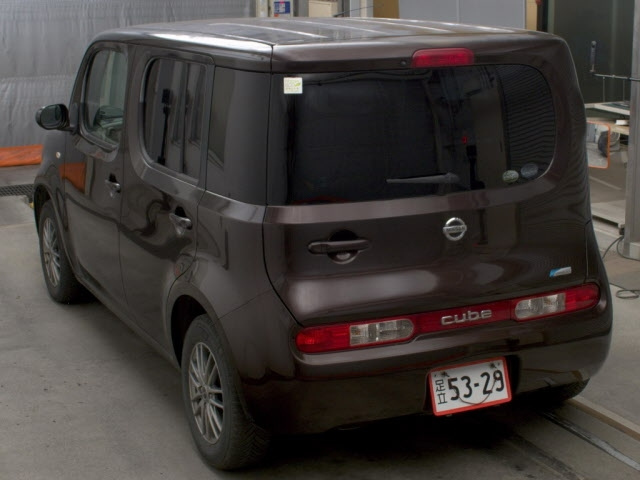NISSAN CUBE 2010