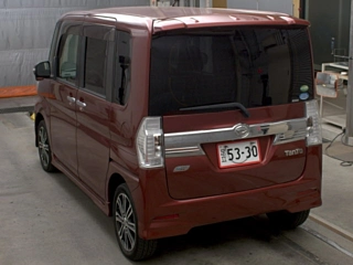 DAIHATSU TANTO 2014