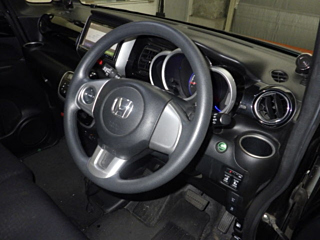 HONDA N BOX 2016