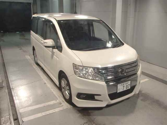 HONDA STEP WAGON 2012