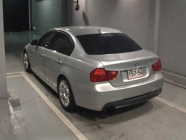 BMW 3 SERIES 2010