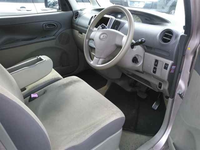 DAIHATSU TANTO 2009