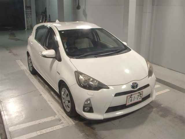 TOYOTA AQUA 2012