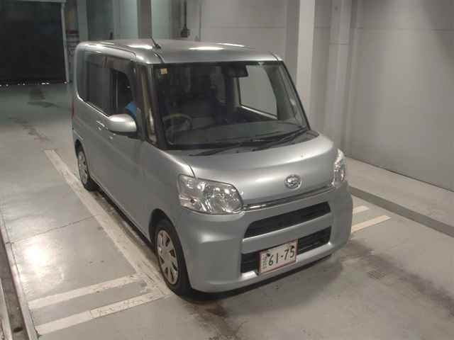 DAIHATSU TANTO 2016