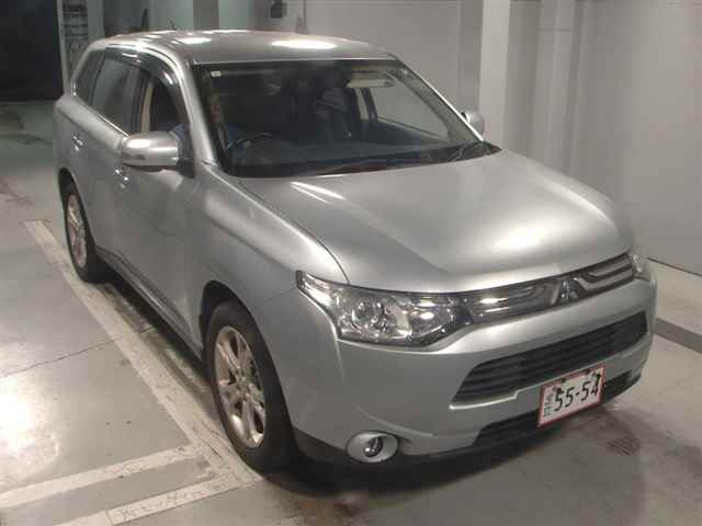 MITSUBISHI OUTLANDER 2013