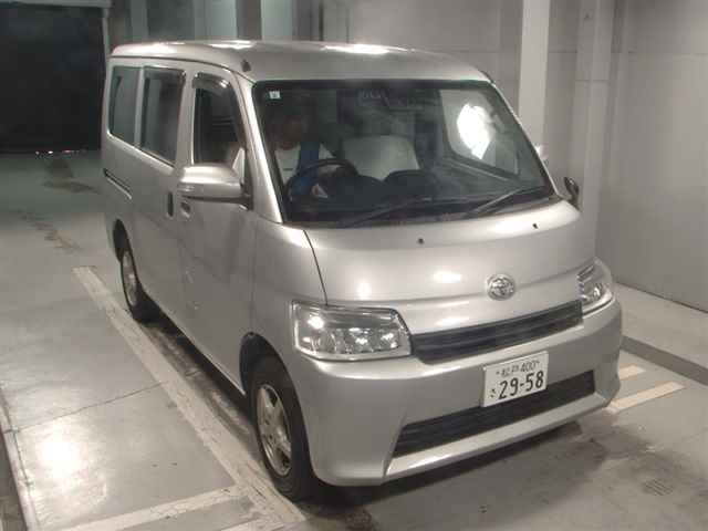 TOYOTA TOWN ACE VAN 2023