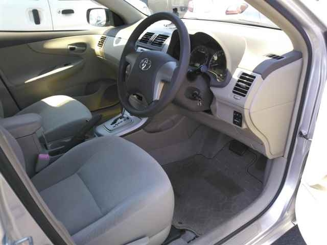 TOYOTA COROLLA AXIO 2011