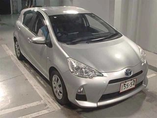 TOYOTA AQUA 2013