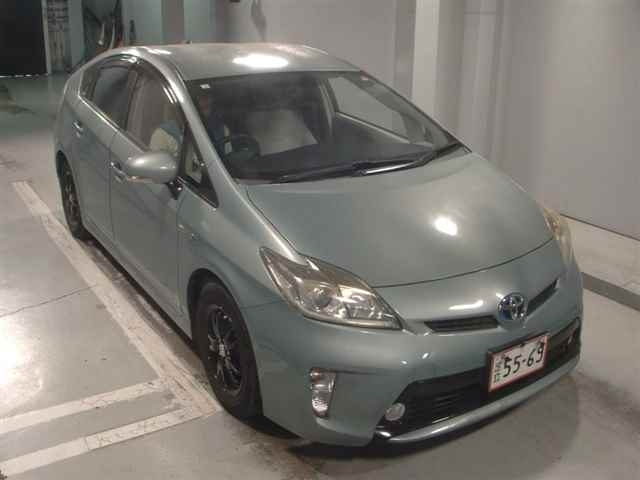 TOYOTA PRIUS 2012