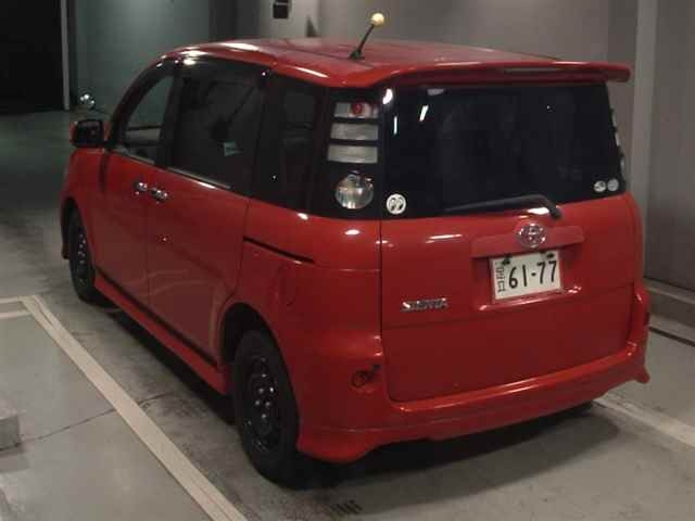 TOYOTA SIENTA 2009