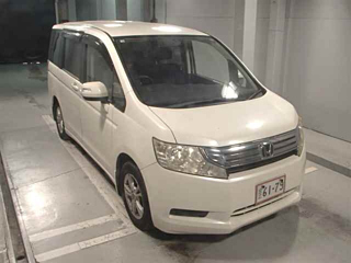 HONDA STEP WAGON 2010