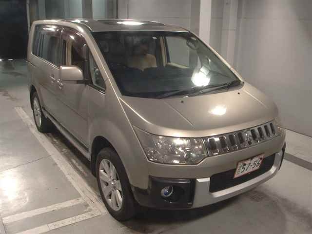 MITSUBISHI DELICA D5 2008