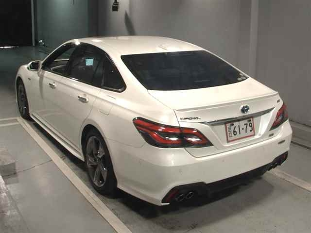 TOYOTA CROWN 2018