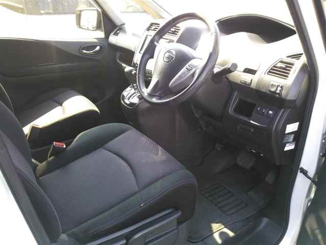 NISSAN SERENA 2013