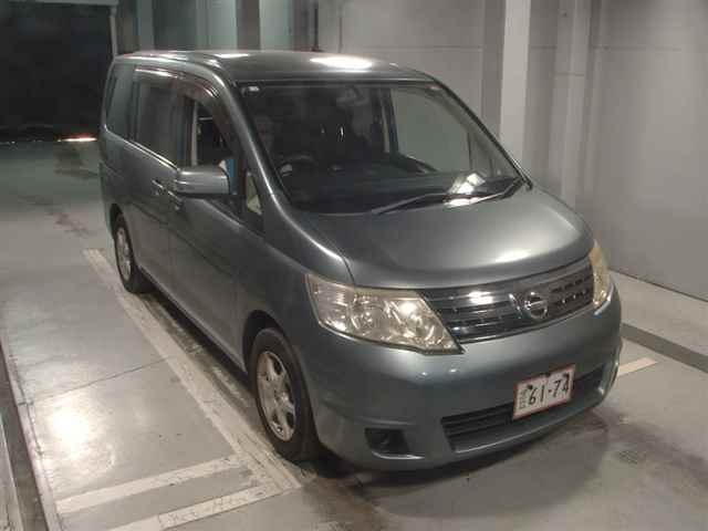 NISSAN SERENA 2010