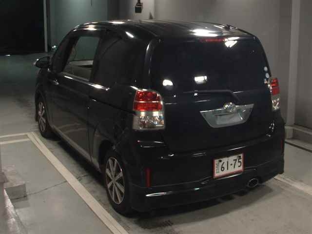 TOYOTA SPADE 2014