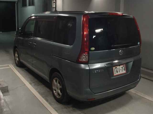 NISSAN SERENA 2010