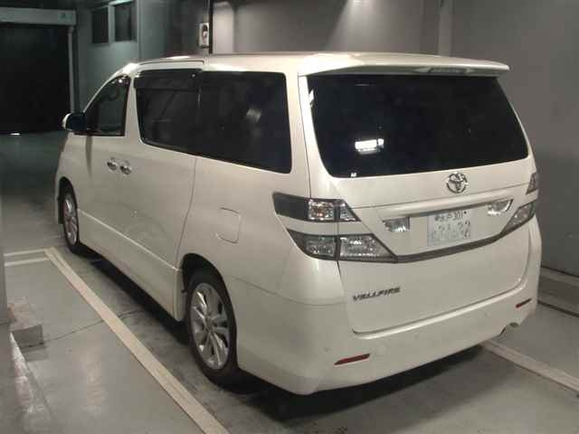 TOYOTA VELLFIRE 2010