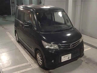 NISSAN ROOX 2010