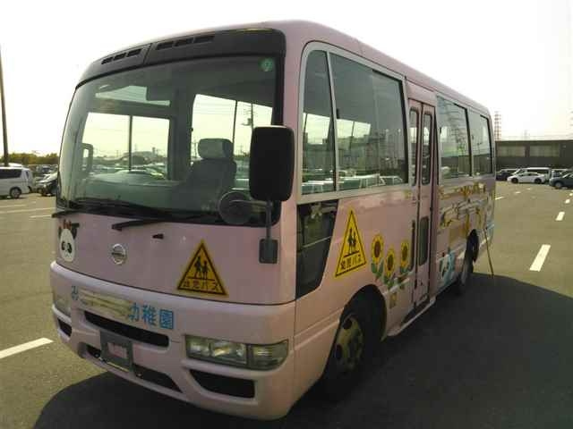 NISSAN CIVILIAN 2011