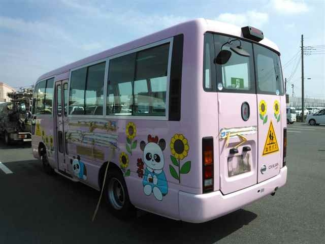 NISSAN CIVILIAN 2011