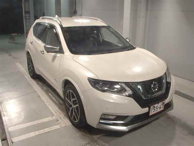 NISSAN X-TRAIL 2018