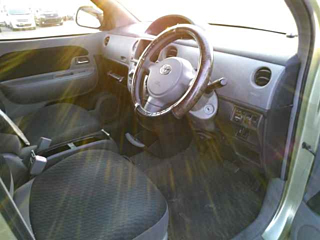 TOYOTA SIENTA 2010