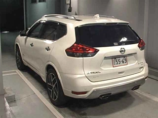 NISSAN X-TRAIL 2018