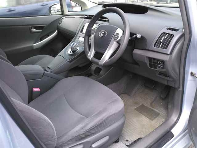 TOYOTA PRIUS 2010