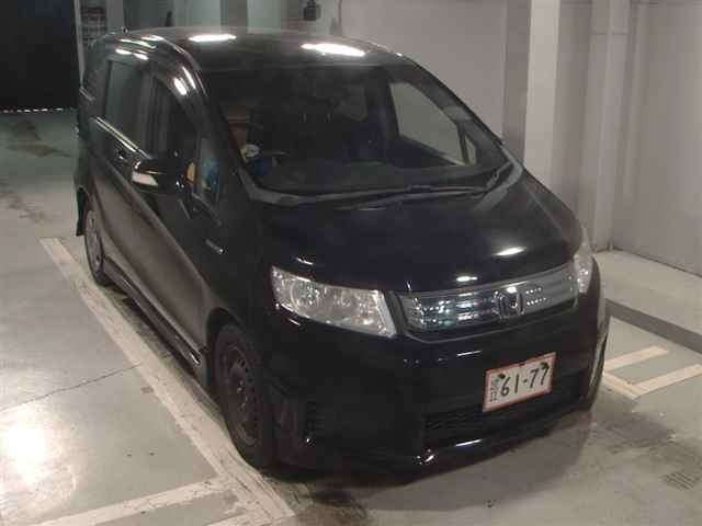HONDA FREED 2012