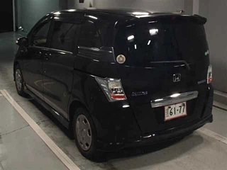 HONDA FREED 2012