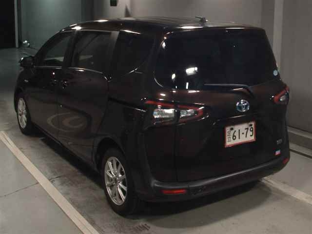 TOYOTA SIENTA 2016