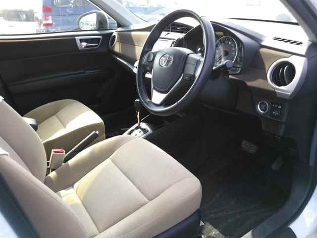 TOYOTA COROLLA AXIO 2014