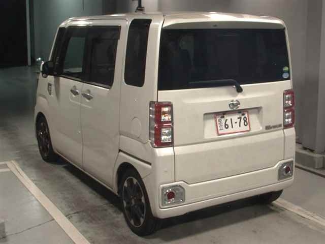 DAIHATSU WAKE 2019