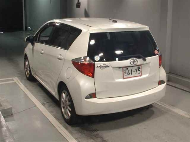 TOYOTA RACTIS 2012