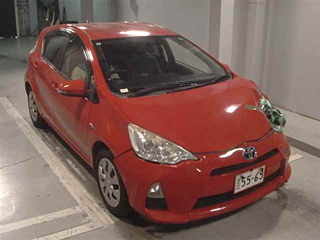 TOYOTA AQUA 2014