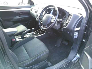 MITSUBISHI OUTLANDER 2017