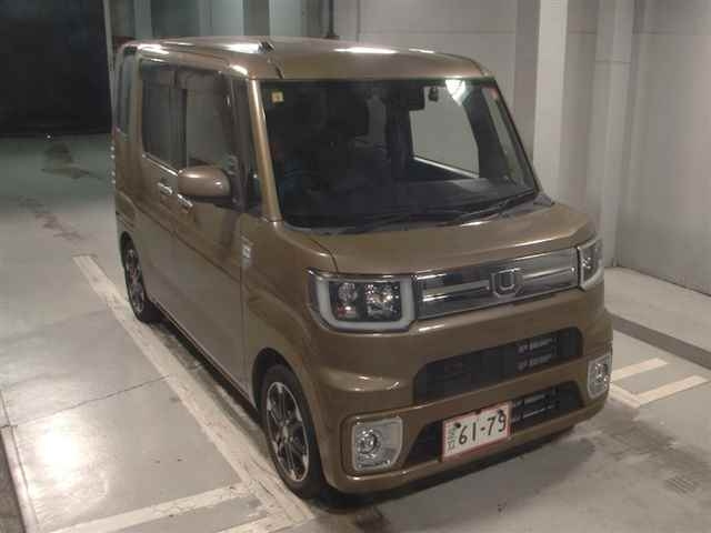 DAIHATSU WAKE 2020