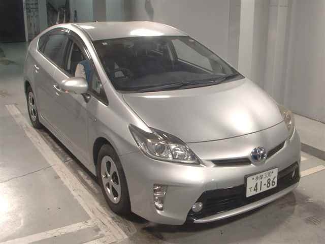 TOYOTA PRIUS 2014
