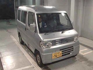 MITSUBISHI MINICAB VAN 2013