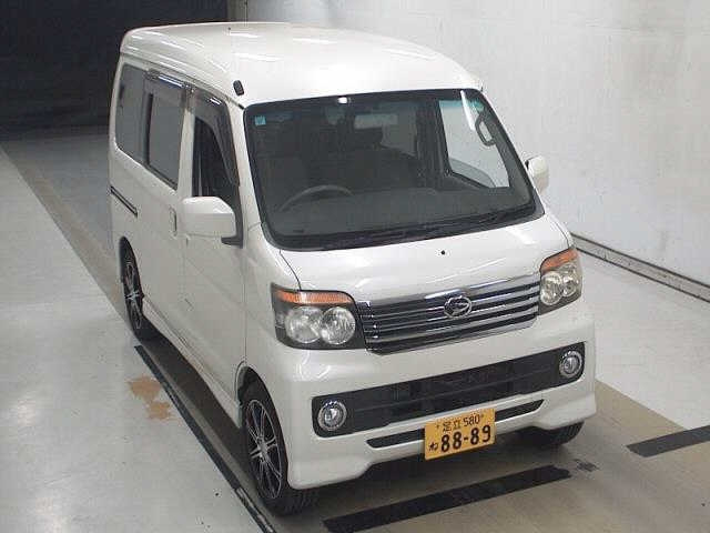 DAIHATSU ATRAI WAGON 2011