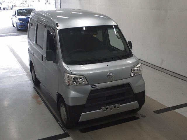DAIHATSU HIJET VAN 2019