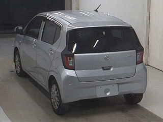 DAIHATSU MIRA E S 2022